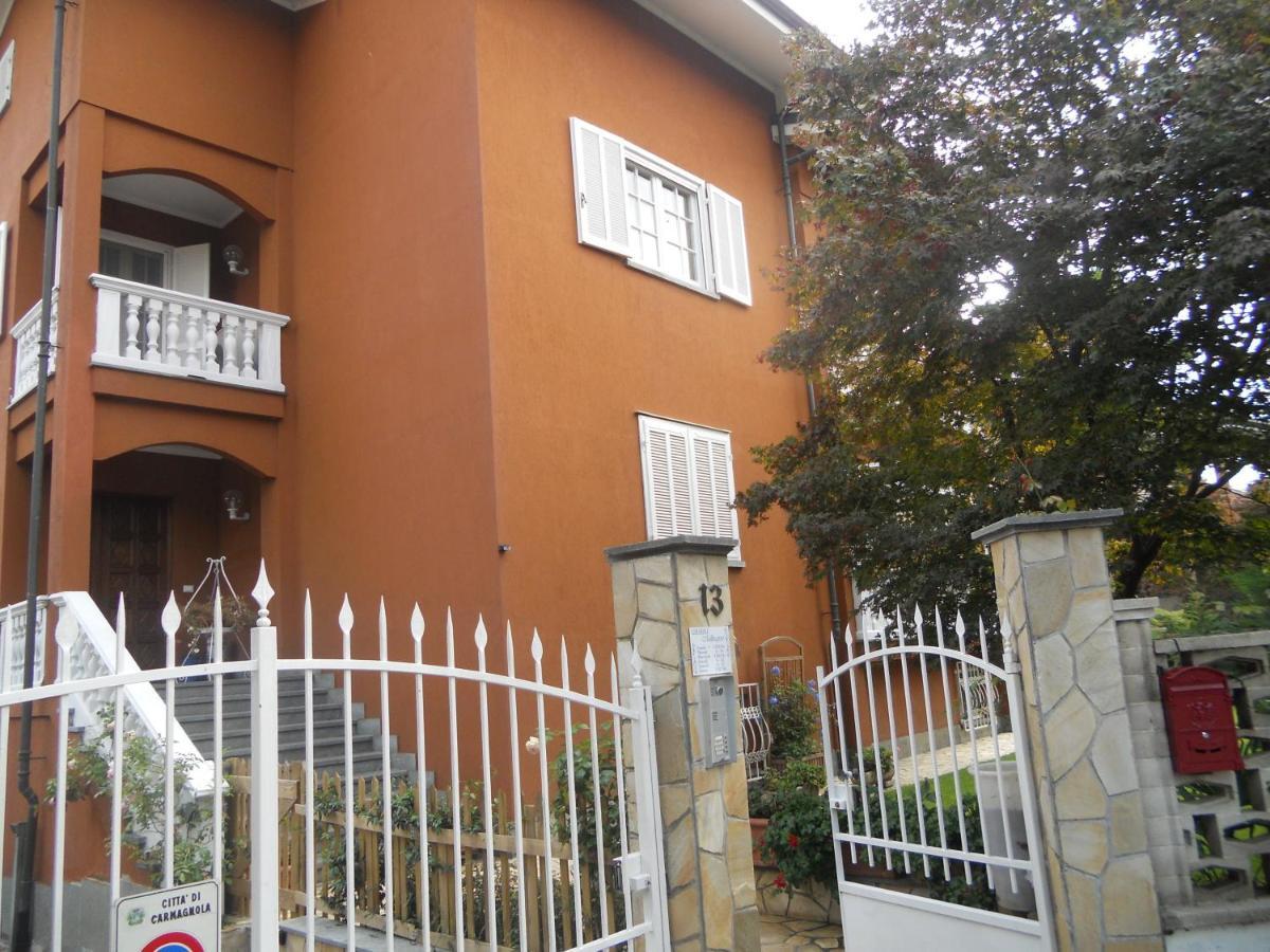Beb Villa Aurora Carmagnola Exteriör bild